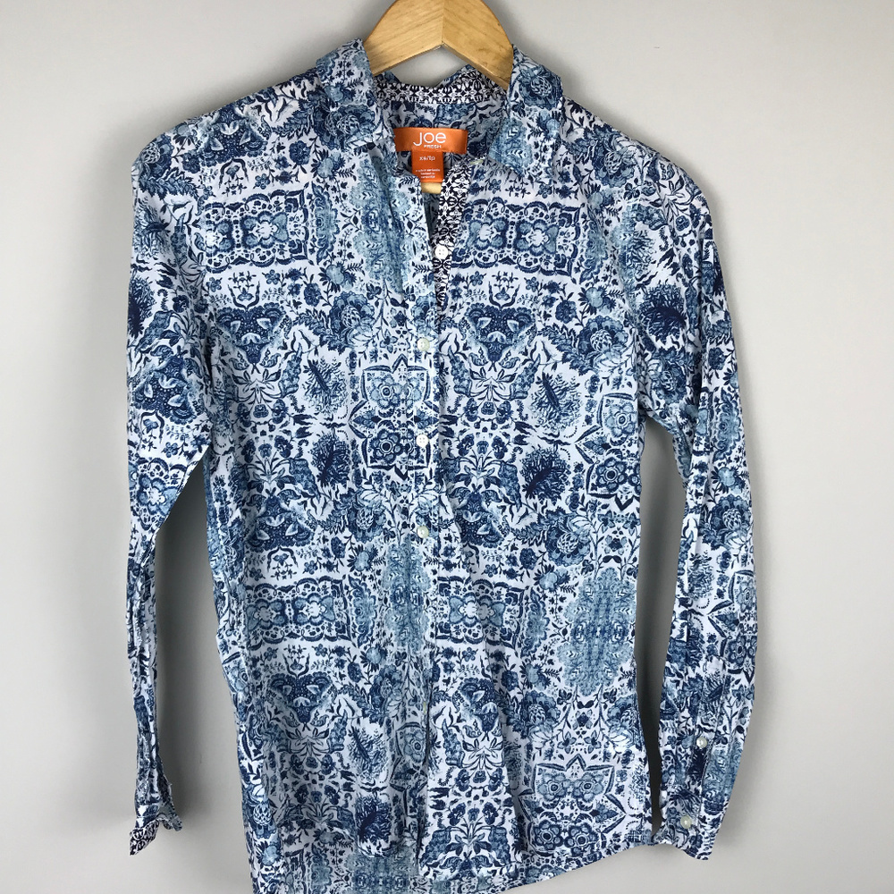 🌴 Joe Fresh Sz XS LS Button up shirt